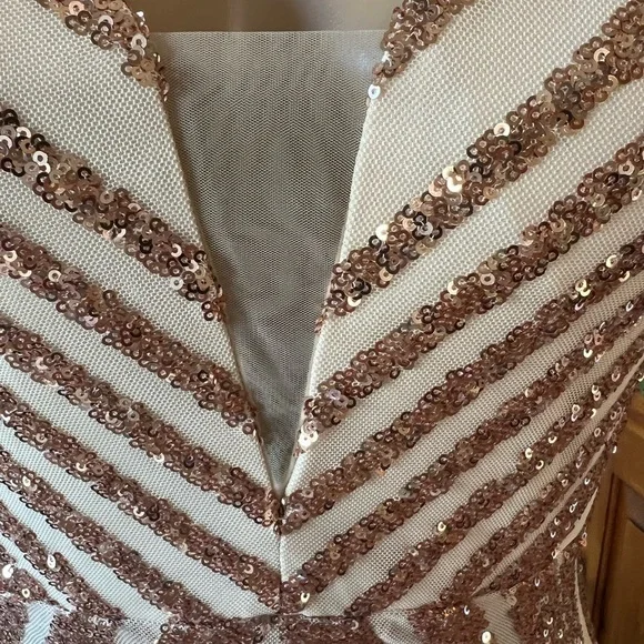 Evening prom evening formal mermaid trumpet gown with gold sequins size L - Picture 8 of 9